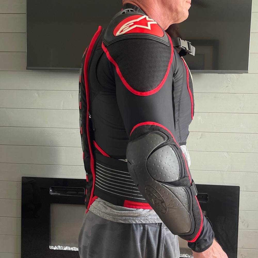 Alpinestars Bionic Pro Action Riding Gear - Picture 4 of 11